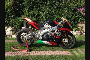 Lackierte Rennverkleidung Aprilia RSV4 2015 - 2020 - MXPCRV6913