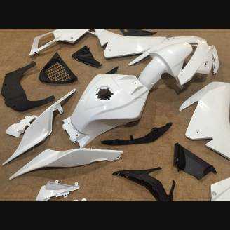 Verkleidungen abs Aprilia RS 50- 125 2012 - 2014 mit Kotflugel zu lackieren - MXPCAD6951