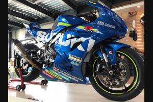 Lackierte Rennverkleidung Suzuki Gsxr 1000 2017 - 2024 - MXPCRV7001