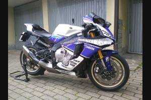 Painted street fairings in abs compatible with Yamaha R1 2015 - 2019 - MXPCAV7069