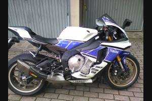 Painted street fairings in abs compatible with Yamaha R1 2015 - 2019 - MXPCAV7069