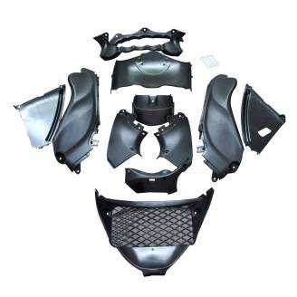 Complete and unpainted fairings in abs with front fender 