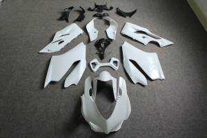 Carenados abs completo con guardabarros da barnizar INJ 