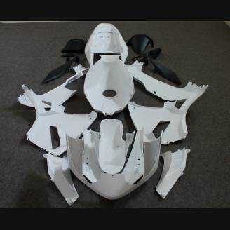 Complete and unpainted fairing in abs with front fender 