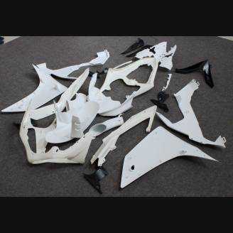 Complete and unpainted fairings in abs with front fender INJ 