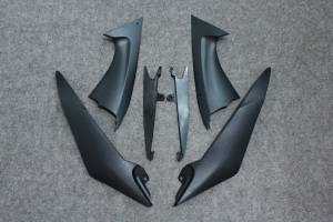 Complete and unpainted fairings in abs with front fender 