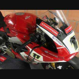 Complete and painted fairings with back seat Neoprene seat DUCV4CHP