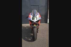 Complete and painted fairings with back seat Neoprene seat DUCV4MT18