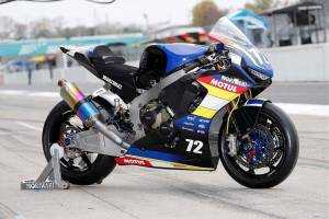 Complete and painted fairings HND10PESFR