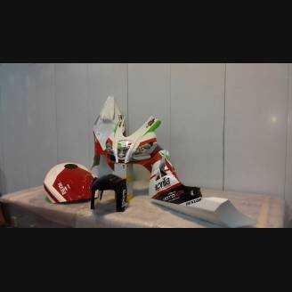 Complete and painted fairings APR15KDSVS1