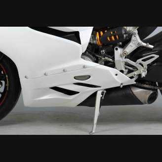 Komplett Verkleidung mit Hoecker ohne Kotflugel Vers.2 Seat Race 