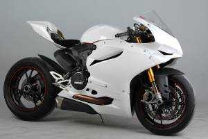 Complete fairings in 5 pieces without front fender Vers.2 Seat Race  Complete fairings in 5 pieces without front fender Vers.2 Seat Race