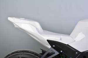 Complete fairing in 5 pieces without front fender  Complete fairing in 5 pieces without front fender