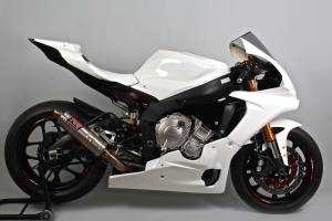 Complete fairing without front fender VS2