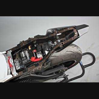 Complete fairing without front fender VS2