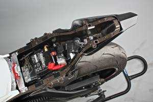 Complete fairing without front fender VS2