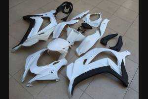 Complete and unpainted fairing in abs with front fender INJ 
