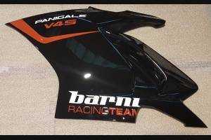 Complete and painted fairings with back seat Neoprene seat DUCV4BR18