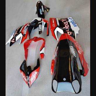 Complete and painted fairings with back seat Neoprene seat DUCV4AR17