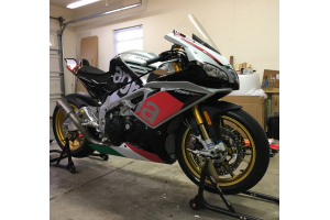 Lackierte Rennverkleidung Aprilia RSV4 2015 - 2020 Schnellverschlüsse frei - MXPCRV11788