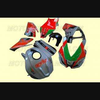 Lackierte Rennverkleidung Aprilia RSV4 2015 - 2020 Schnellverschlüsse frei - MXPCRV11789