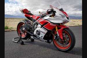 Complete and painted fairings YMR617 ANV