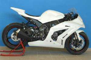 Complete fairing in 5 pieces without front fender  Complete fairing in 5 pieces without front fender