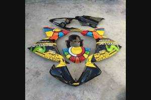 Complete and painted fairings in abs YMH R1 F WTBL 
