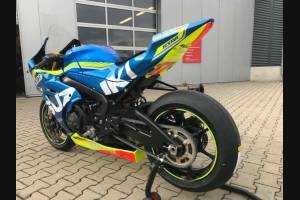 Complete and painted fairings SZ17MT16