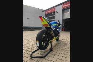 Complete and painted fairings SZ17MT16