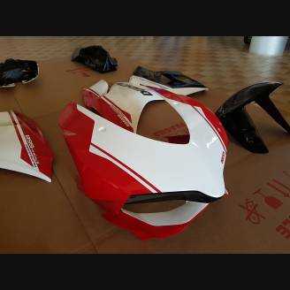 Complete Racing Ducati 959 1299 Panigale and painted fairings with back seat original seat 90th anniversary