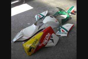 Carene verniciate SBK 2010 ALITALIA