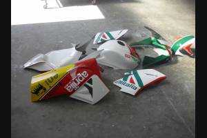 Carene verniciate SBK 2010 ALITALIA