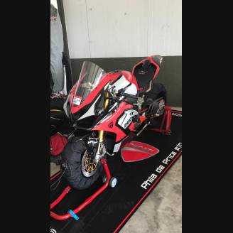 Complete and painted fairings with back seat DUCV4LMT