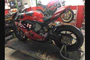ABS Verkleidung Lackiert street Ducati Panigale V4 Akrapovic Auspuff DUCV4 SB19