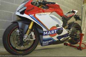 Complete and painted fairings in abs Ducati Panigale V4 for Akrapovic exhaust DUCV4 MRT