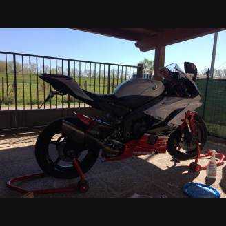 Complete and painted fairings in abs YAM17 ANN3