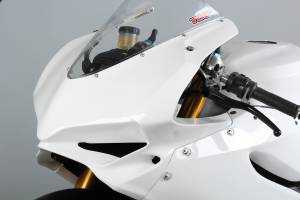 carenado sin guardabarros colin Silenciador Akrapovic VS2  carenado sin guardabarros colin Silenciador Akrapovic VS2