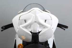 Complete fairings in 5 pieces without front fender Akrapovic silencer Vs2  Complete fairings in 5 pieces without front fender Akrapovic silencer Vs2