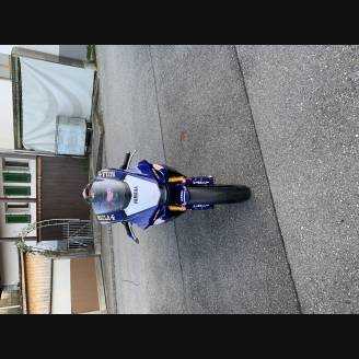 Paquete Motoxpricambi para el circuito Barnizado : Carenado + tornilleria rapida + Screws YAMR1760 PT18