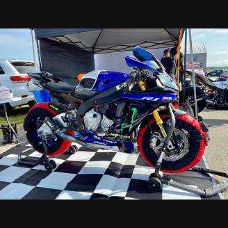 Complete and painted fairings in abs YMH R1 VLOP