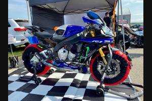 Complete and painted fairings in abs YMH R1 VLOP