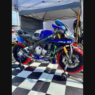 Complete and painted fairings in abs YMH R1 VLOP