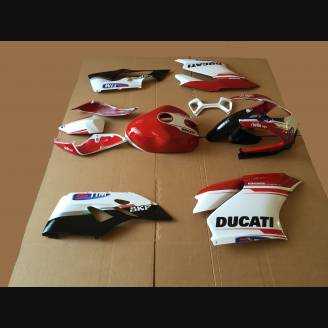 Carénages ABS peinture strett DUC99 MTG15