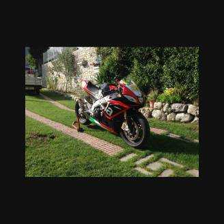 Lackierte Rennverkleidung Aprilia RSV4 2009 - 2014 - MXPCRV6912