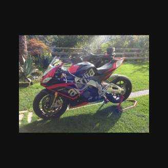 Lackierte Rennverkleidung Aprilia RSV4 2009 - 2014 - MXPCRV6912