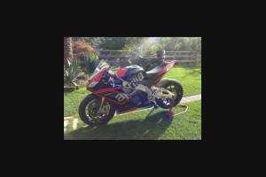 Lackierte Rennverkleidung Aprilia RSV4 2009 - 2014 - MXPCRV6912