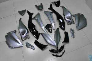 Carenage en abs pour la roue avec peinture compatible avec Yamaha T Max 530 2015 - 2016 - MXPCYT7553