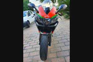 Carene stradali in abs verniciate compatibili con Aprilia RSV4 2009 - 2014 - MXPCAV12358