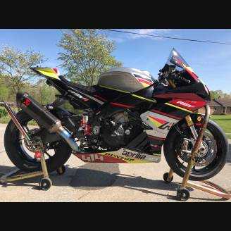 Lackierte Rennverkleidung Aprilia RSV4 2015 - 2019 - MXPCRV12386